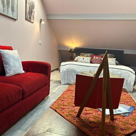 A La Marc'Quize Chambres D'Hotes, Petit Dejeuner Compris, Avec Piscine A Debordement En Exterieur, Bain Nordique A 38 Degres En Prestation Supplement Sur Reservation Horaire Anticipee 1 Place De Parking Gratuite Sur Place Mouxy 외부 사진