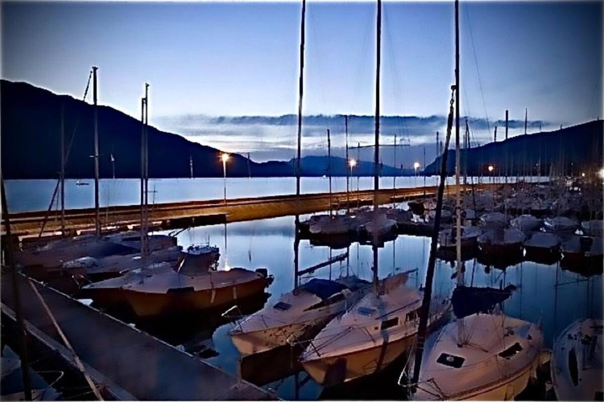A La Marc'Quize Chambres D'Hotes, Petit Dejeuner Compris, Avec Piscine A Debordement En Exterieur, Bain Nordique A 38 Degres En Prestation Supplement Sur Reservation Horaire Anticipee 1 Place De Parking Gratuite Sur Place Mouxy 외부 사진