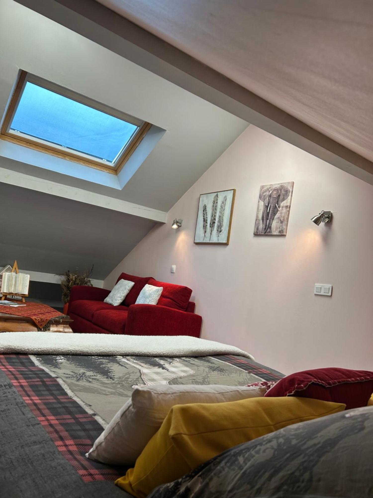 A La Marc'Quize Chambres D'Hotes, Petit Dejeuner Compris, Avec Piscine A Debordement En Exterieur, Bain Nordique A 38 Degres En Prestation Supplement Sur Reservation Horaire Anticipee 1 Place De Parking Gratuite Sur Place Mouxy 외부 사진