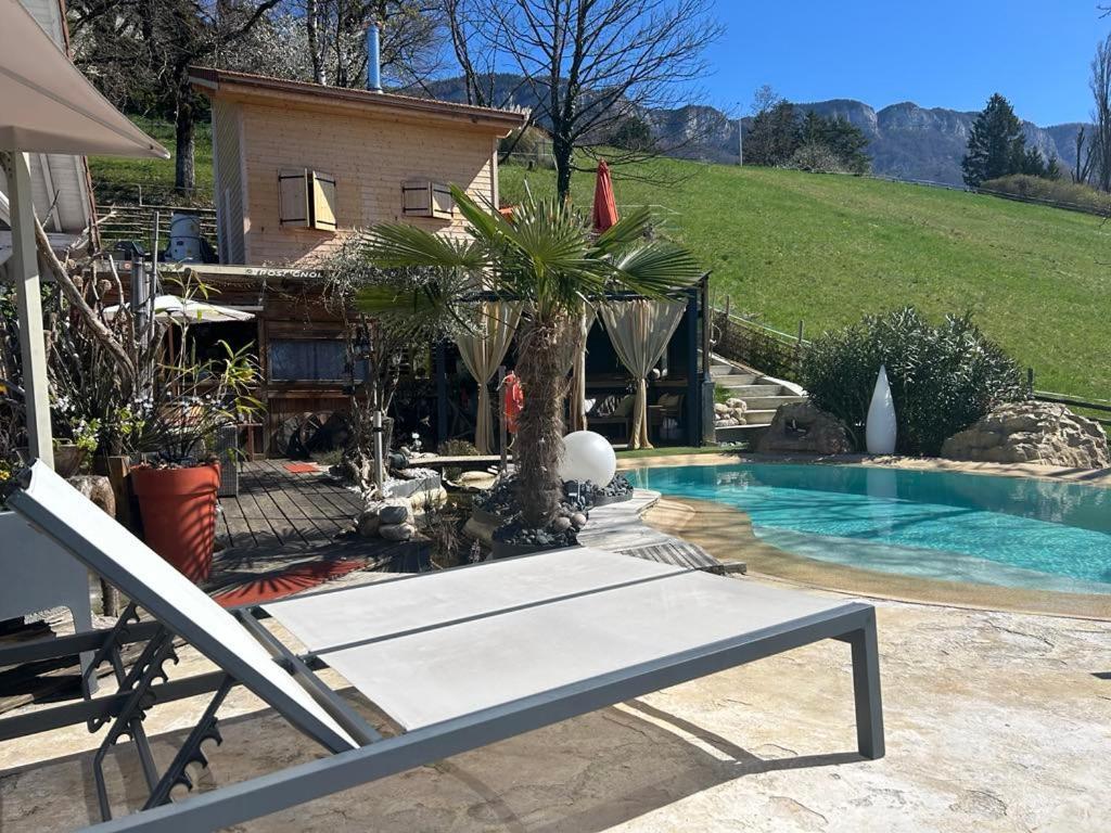 A La Marc'Quize Chambres D'Hotes, Petit Dejeuner Compris, Avec Piscine A Debordement En Exterieur, Bain Nordique A 38 Degres En Prestation Supplement Sur Reservation Horaire Anticipee 1 Place De Parking Gratuite Sur Place Mouxy 외부 사진
